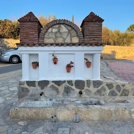 La Fuente Villa *
